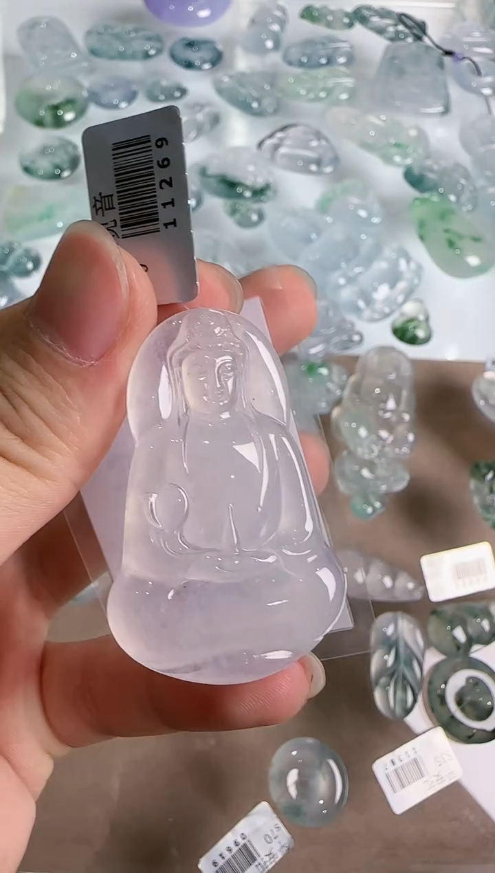 【闪购商品】翡翠吊坠(不含链)未镶嵌··