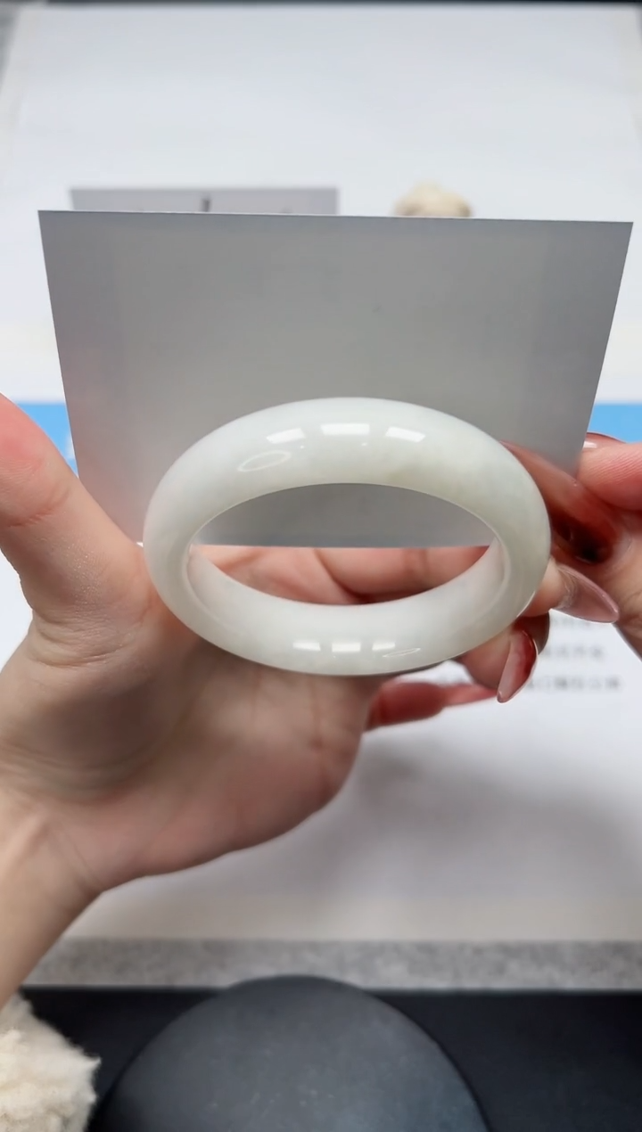 【闪购商品】和田玉手镯未镶嵌76/54.4和田白