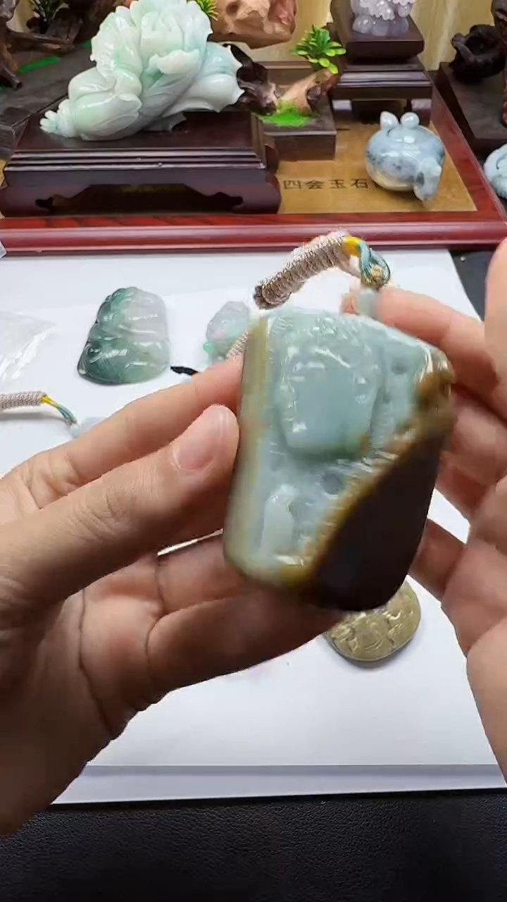 吊坠(不含链)未镶嵌翡翠1