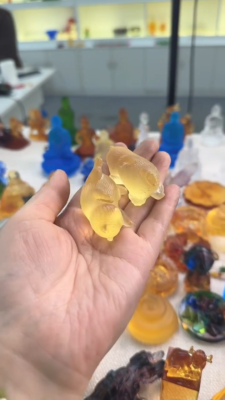 手工艺品琉璃躺猫2个