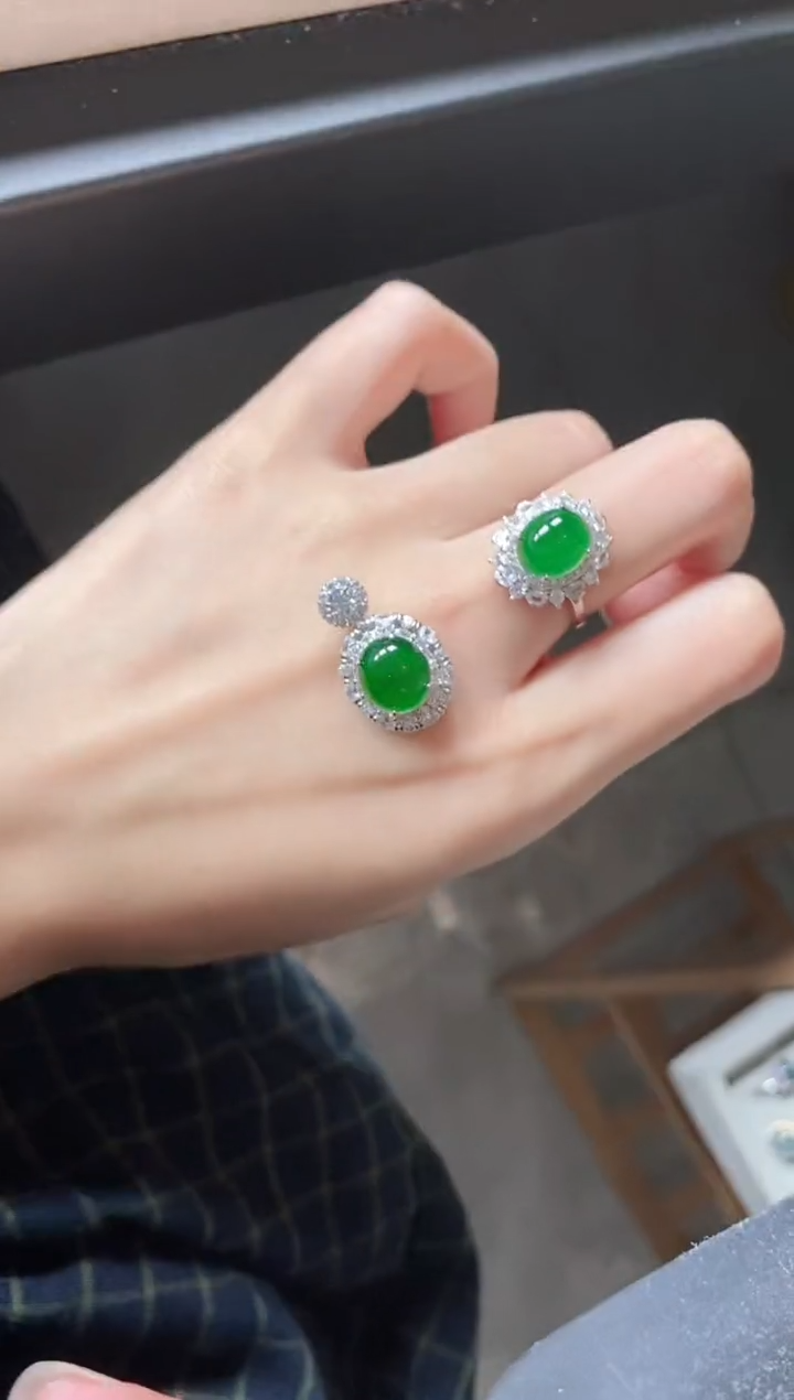 翡翠戒指银S925镶嵌51511