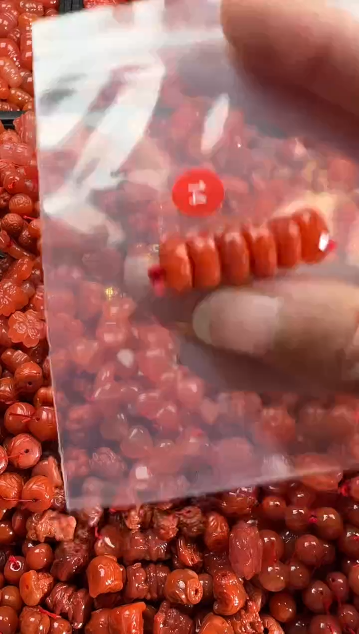 【闪购商品】南红玛瑙颈饰未镶嵌1
