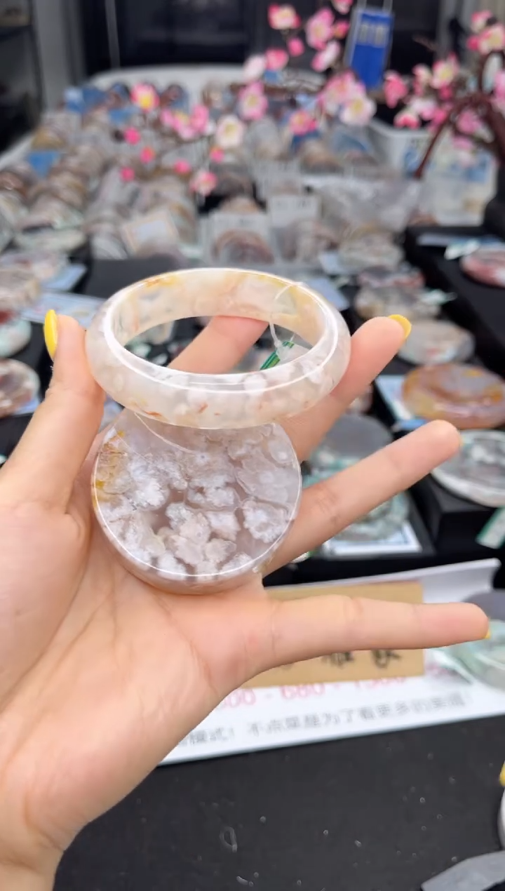 石英质玉未镶嵌手镯55圈口（赠送镯心）S90151