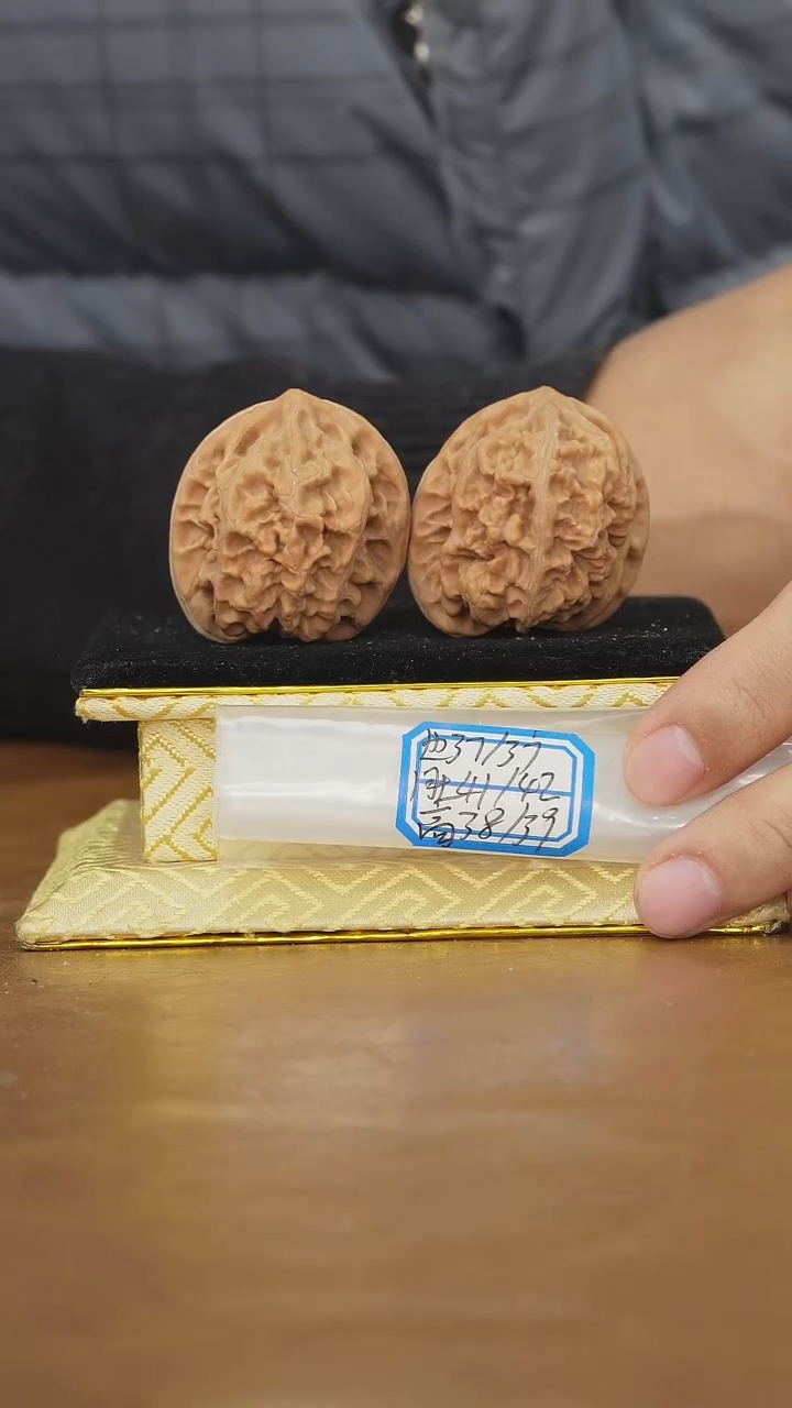 把件文玩核桃马蹄