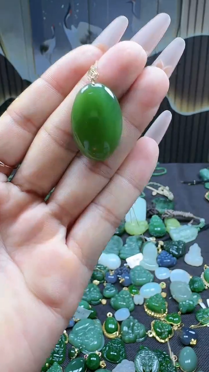 和田玉18K金镶嵌吊坠(不含链)1