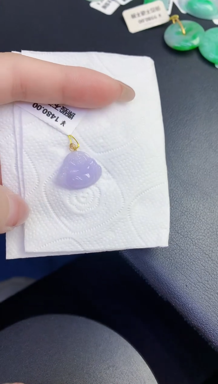 颈饰18K金镶嵌翡翠缅甸天然翡翠A货