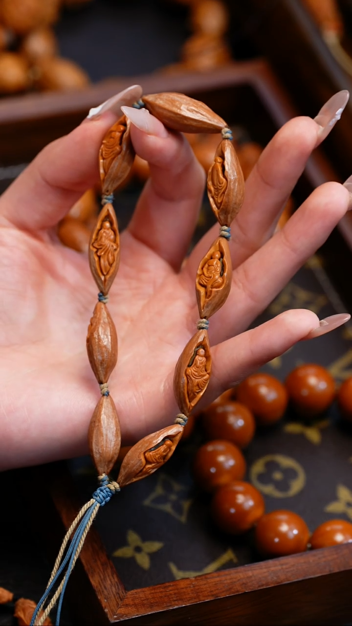 【闪购商品】橄榄核吊坠苏工橄榄核