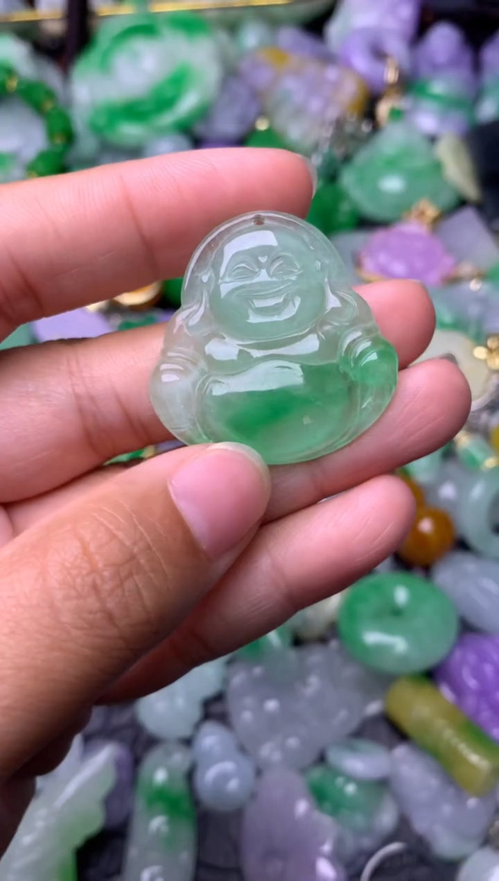 颈饰未镶嵌翡翠缅甸翡翠吊坠