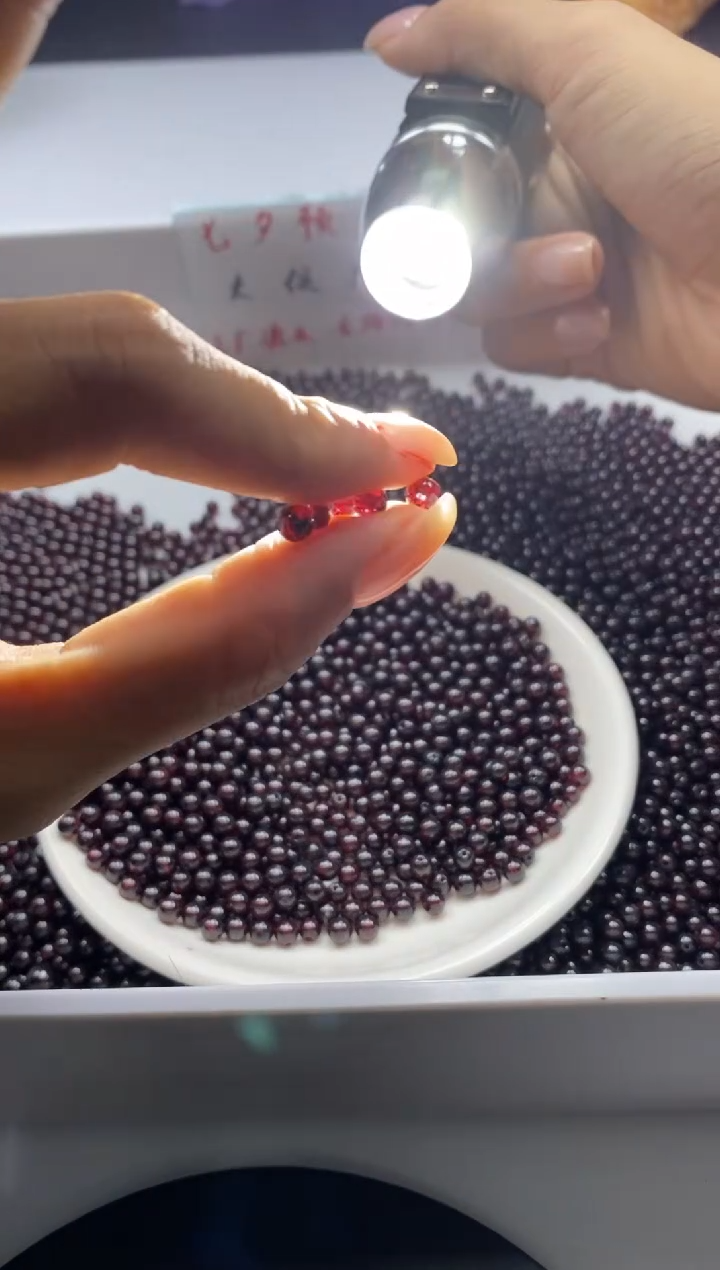 未镶嵌颈饰石榴石w1553石榴石4mm*50颗