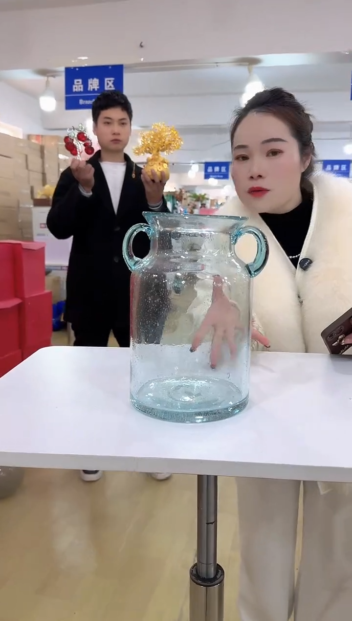 【闪购商品】无铅玻璃迪喜花器-w-早24