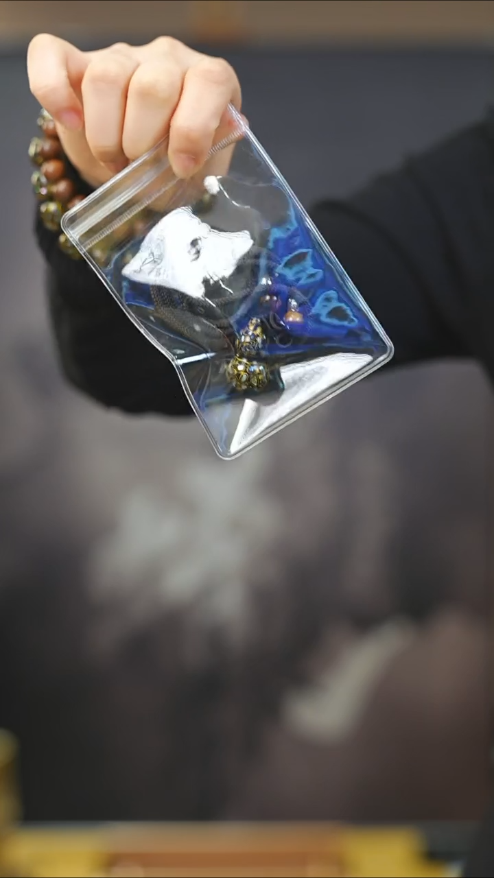 【闪购商品】黑金大漆紫光檀螺钿小脖挂