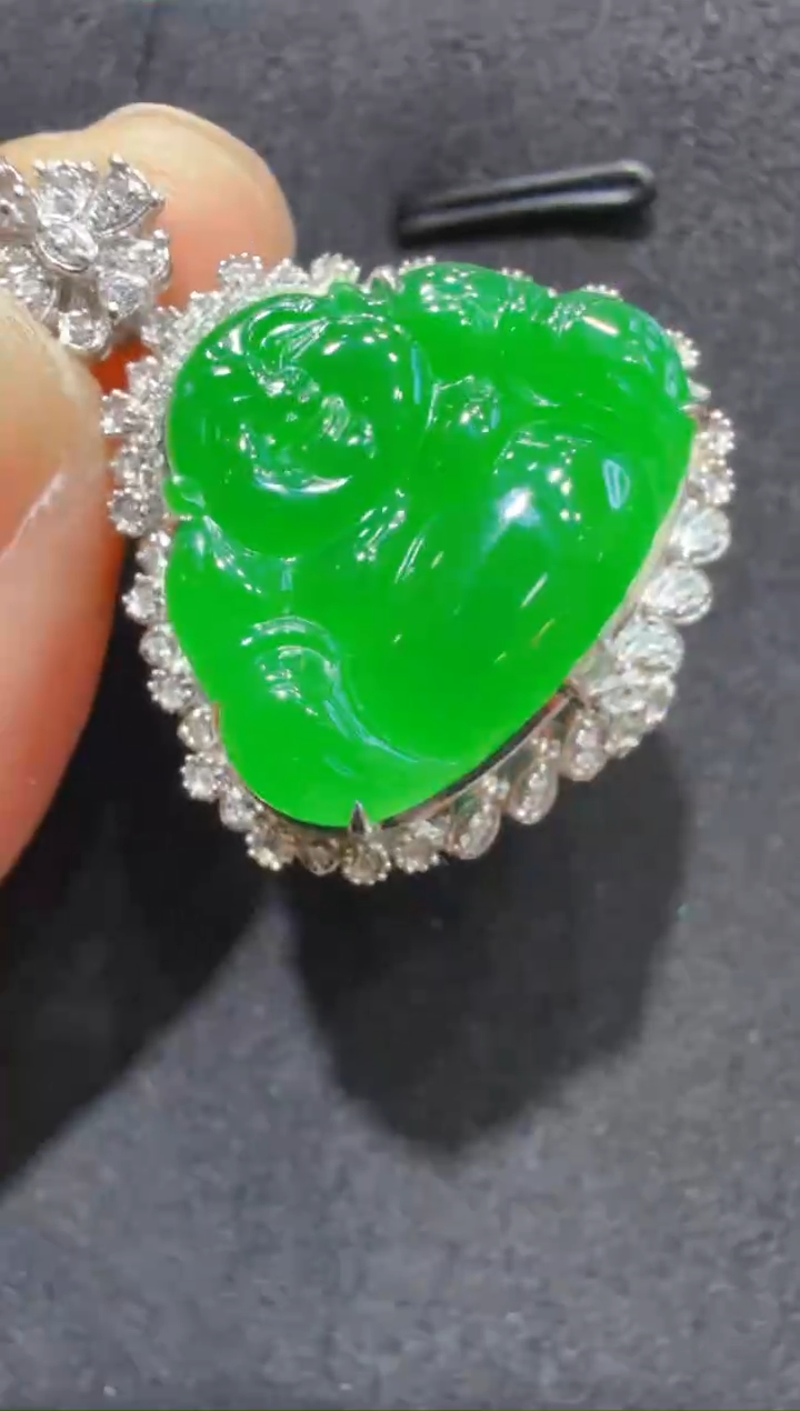 吊坠(不含链)18K金镶嵌翡翠多样性团购发一件