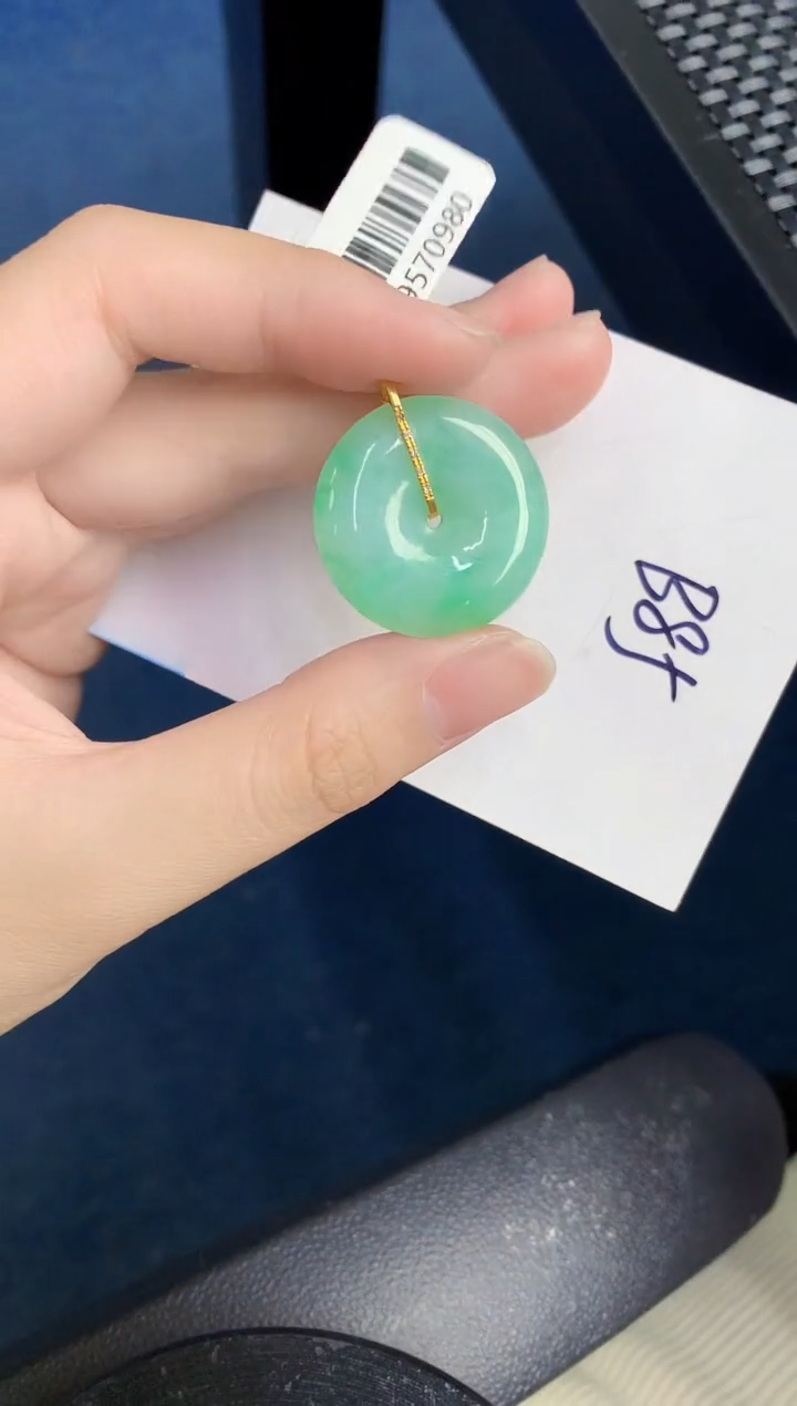 【闪购商品】翡翠颈饰18K金镶嵌000000000