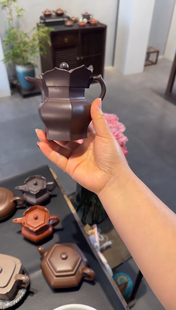 【闪购商品】紫砂茶壶大彬僧帽 铺砂