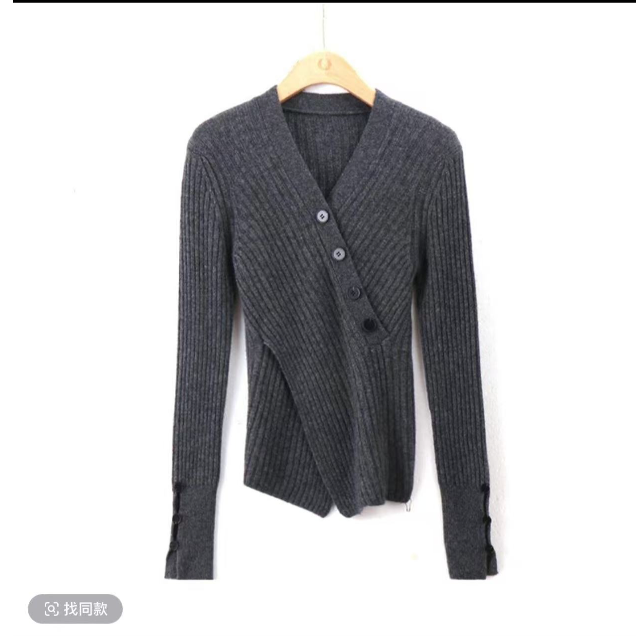 【3】气质百搭时尚长袖秋冬斜边扣交叉领针织衫