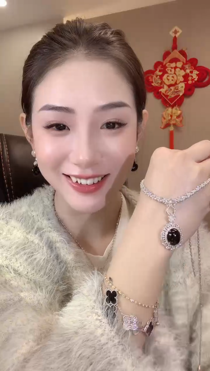 【闪购商品】翡翠吊坠(不含链)18K金镶嵌D109墨翠