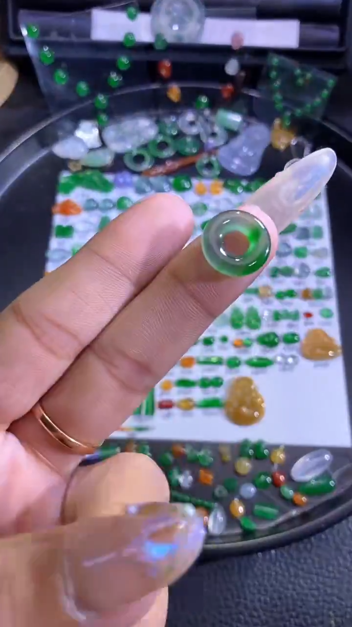 未镶嵌挂件翡翠甜甜圈