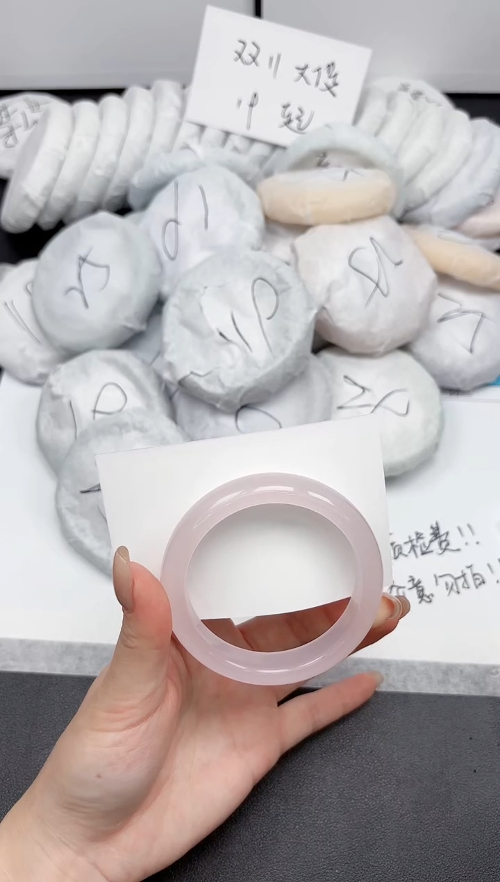 未镶嵌手镯石英质玉27/5455