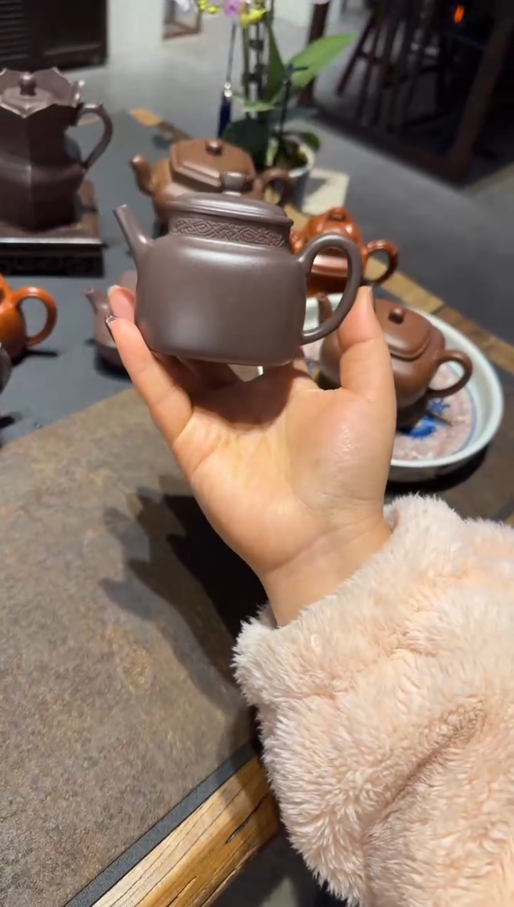 【闪购商品】紫砂茶壶四方言心