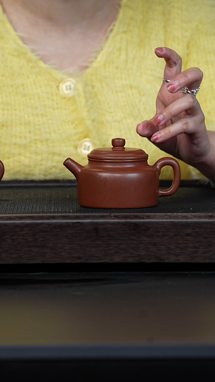 【闪购商品】紫砂茶壶红皮龙德钟