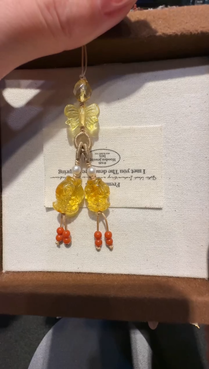 琥珀未镶嵌珠宝奇石手机挂