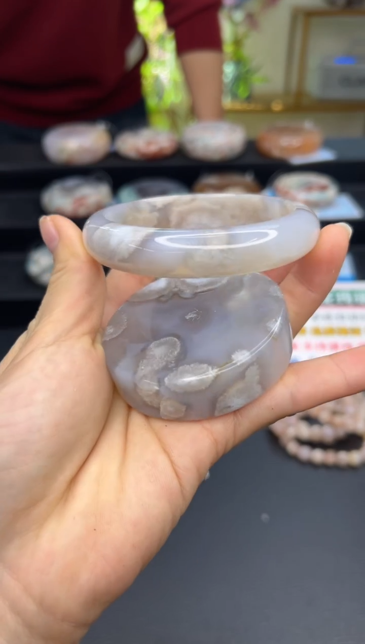 【闪购商品】石英质玉手镯未镶嵌A1501(61圈赠送镯心)