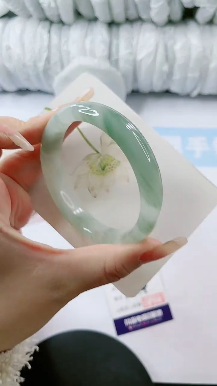 【闪购商品】石英质玉手镯未镶嵌多样性发货V614