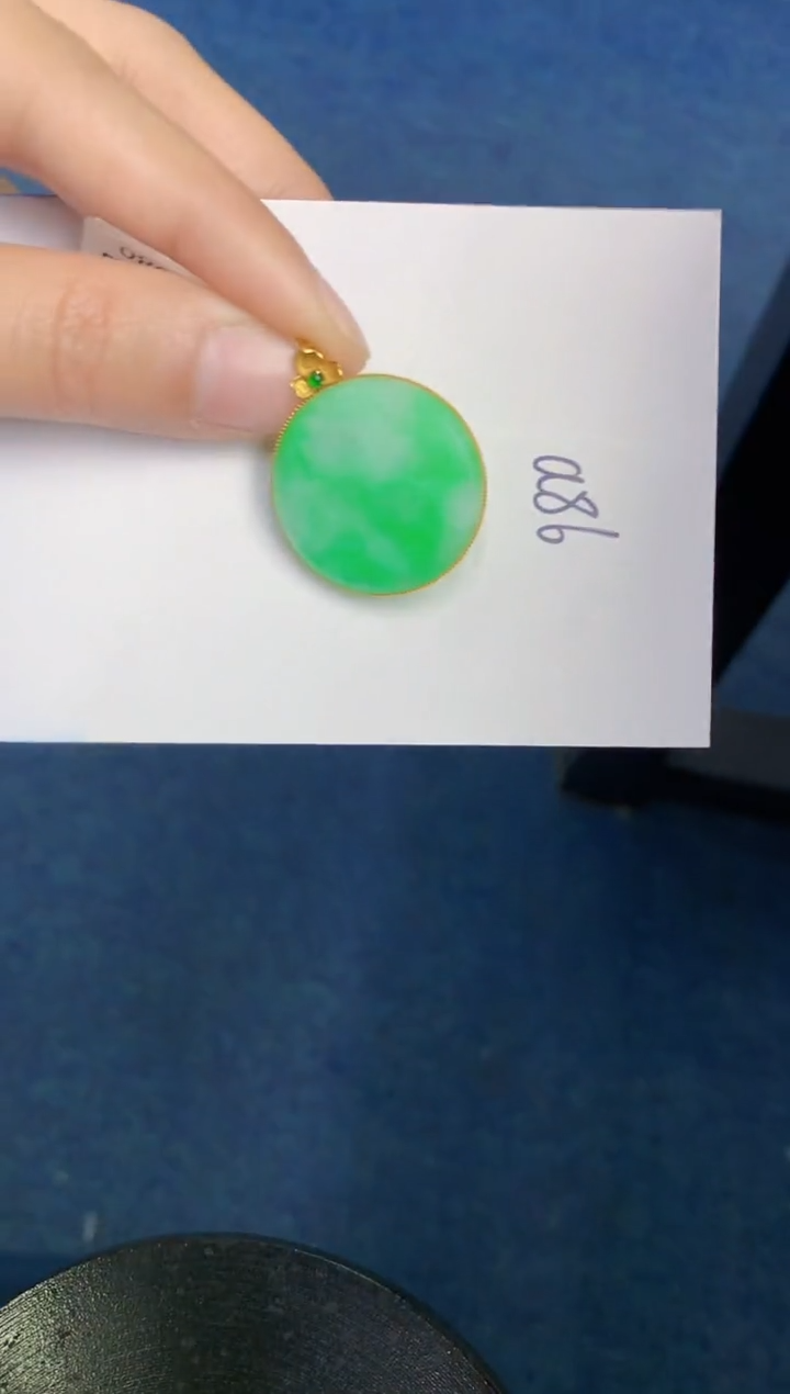 【闪购商品】翡翠颈饰18K金镶嵌000000000