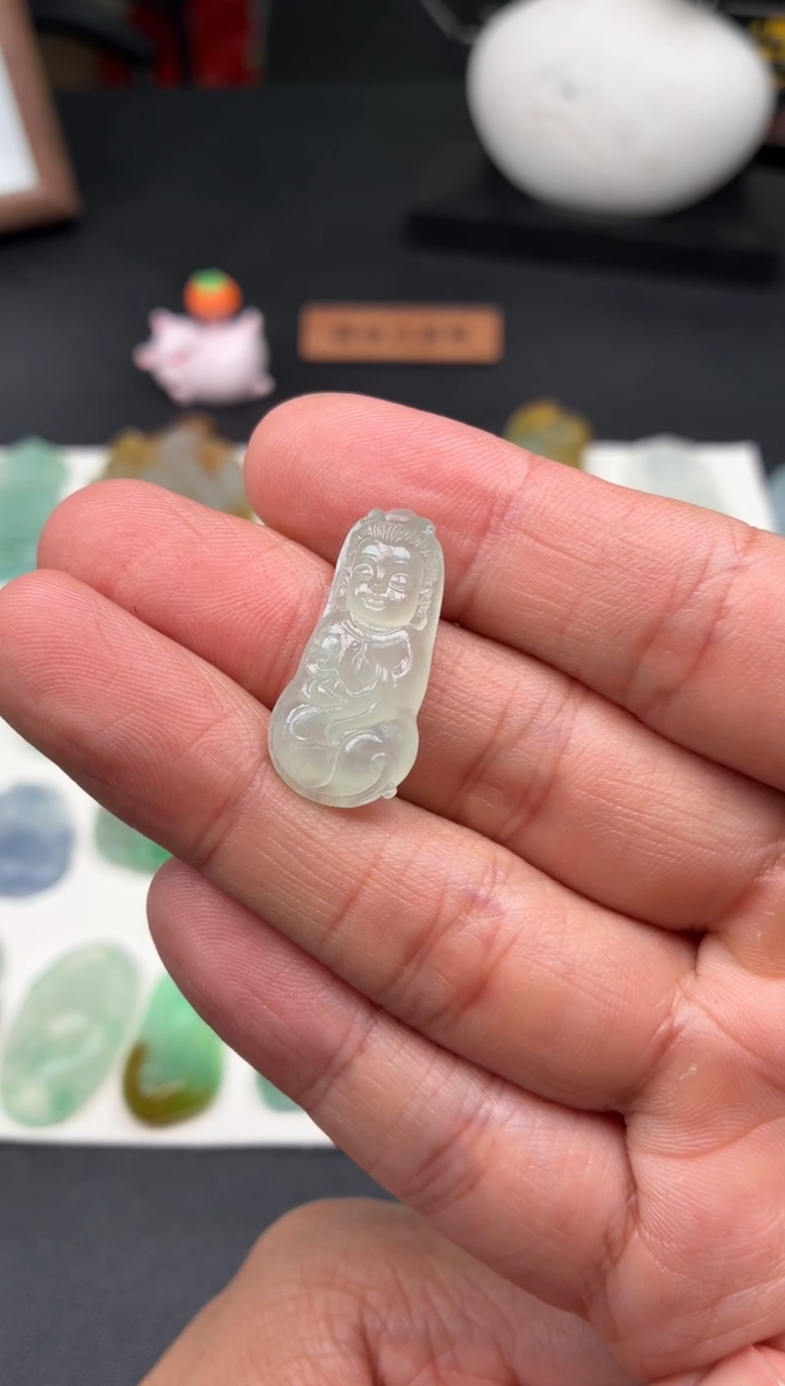 未镶嵌定制翡翠翡翠