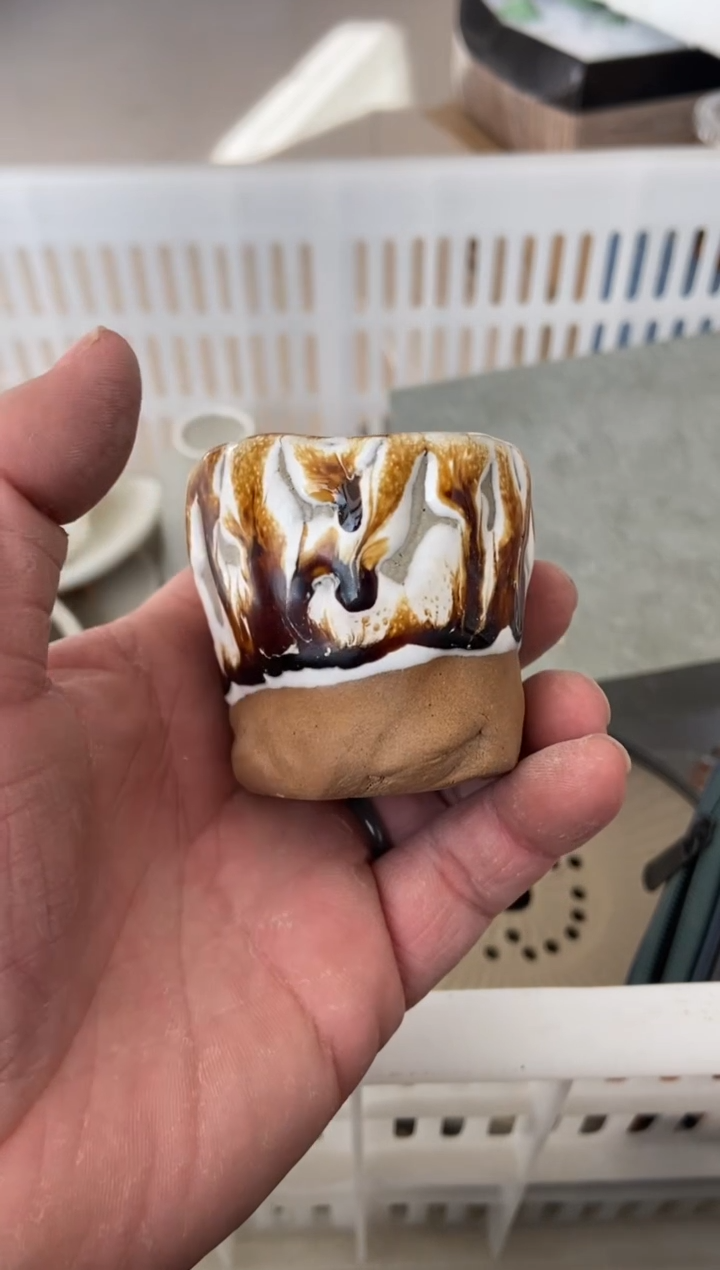 杯子瓷无运费险有瑕疵的摄影的产品有使用过的痕迹有点脏介意勿拍