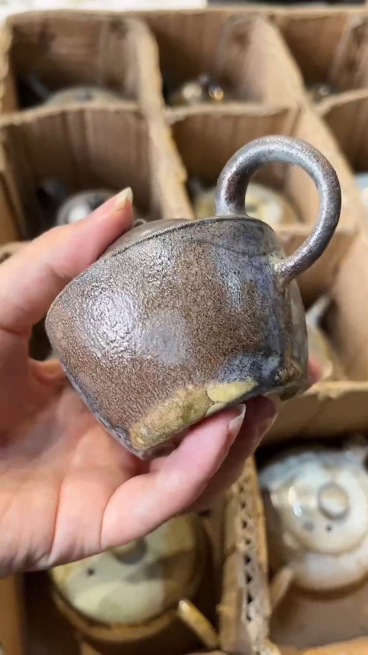 【闪购商品】壶428号容量80-100ML有取钉痕迹