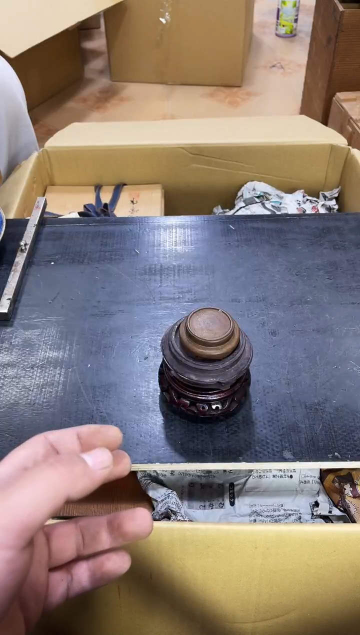  如图所示 阁集工艺品