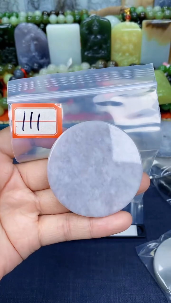 颈饰未镶嵌和田玉和田玉