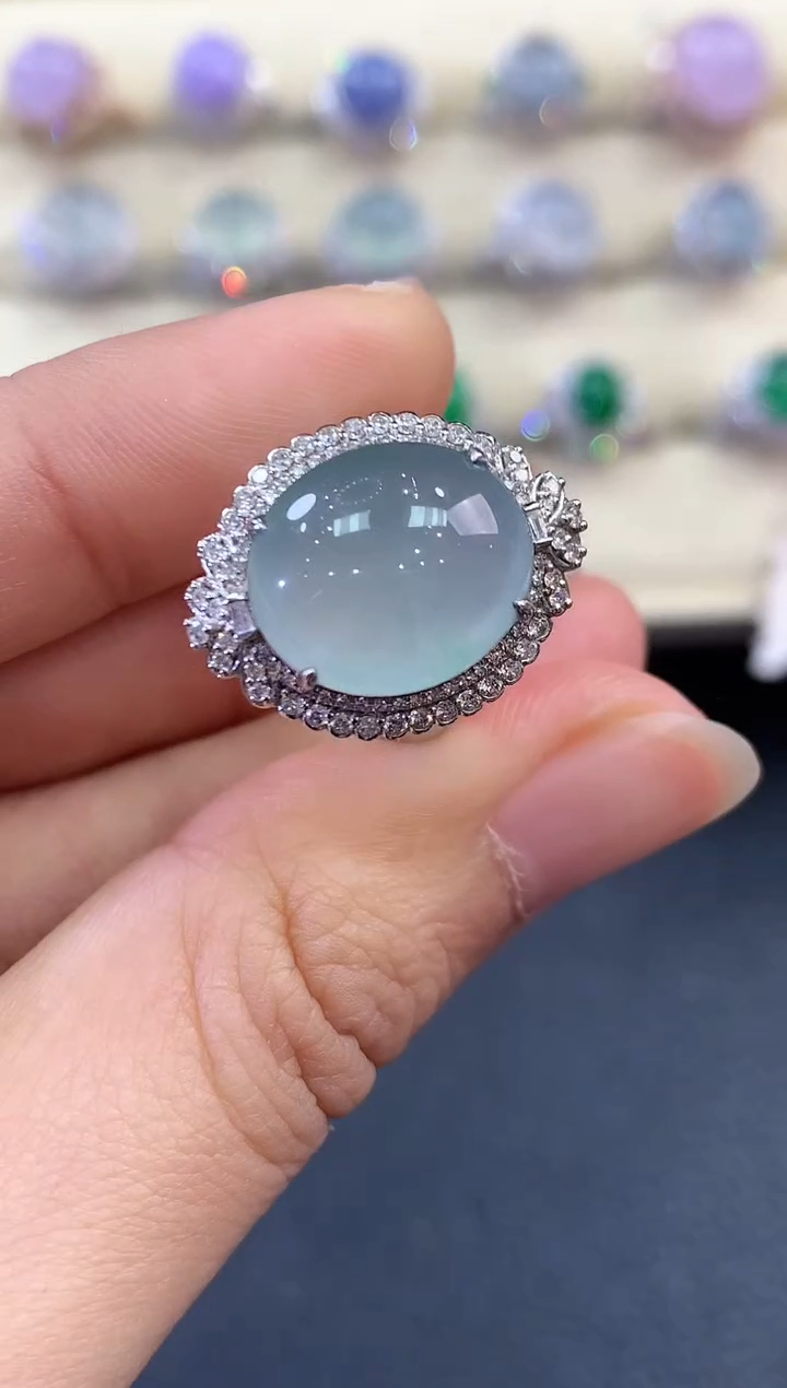 【闪购商品】翡翠戒指18K金镶嵌 B95          