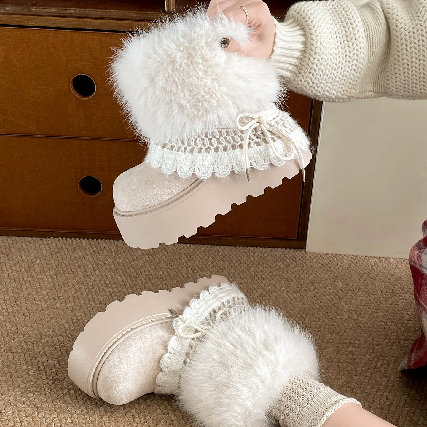 毛毛雪地靴系带厚底短靴女2025新款冬季靴子加绒保暖棉鞋百搭