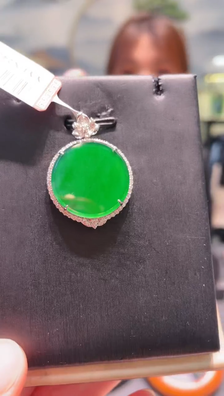 【闪购商品】翡翠颈饰18K金镶嵌A30天然A货翡翠