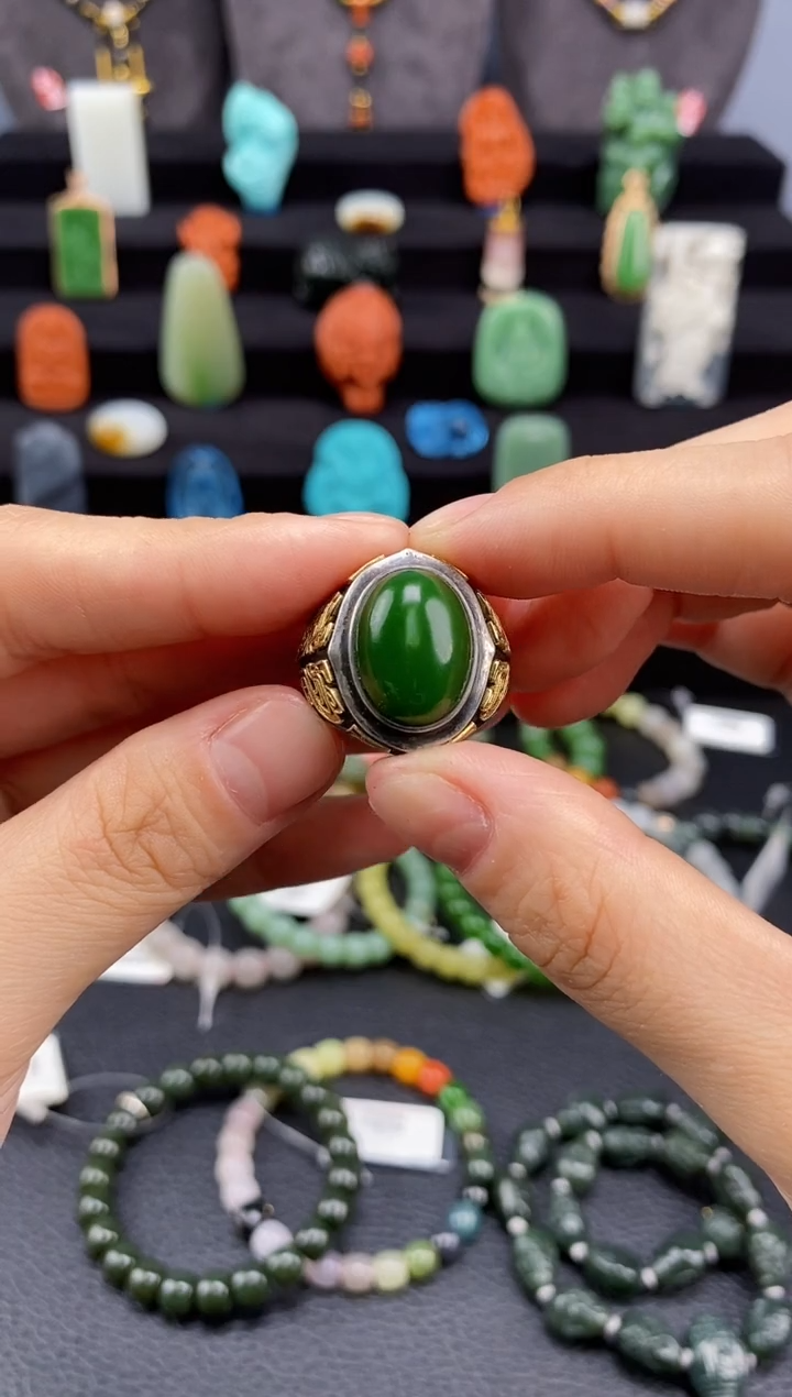 【闪购商品】和田玉-未镶嵌碧玉戒指内径19mm