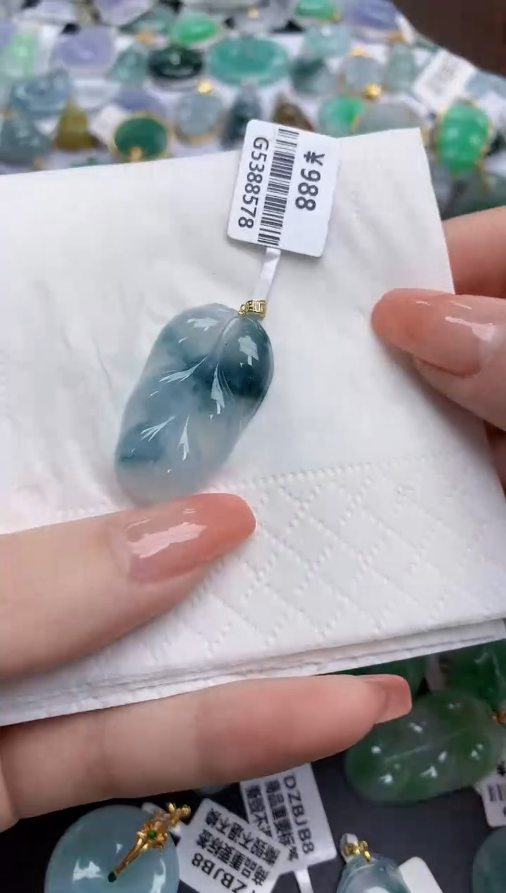 【闪购商品】翡翠颈饰未镶嵌天然缅甸翡翠A货