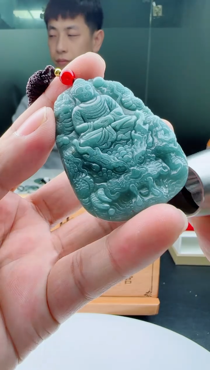 【闪购商品】翡翠颈饰未镶嵌1111111111