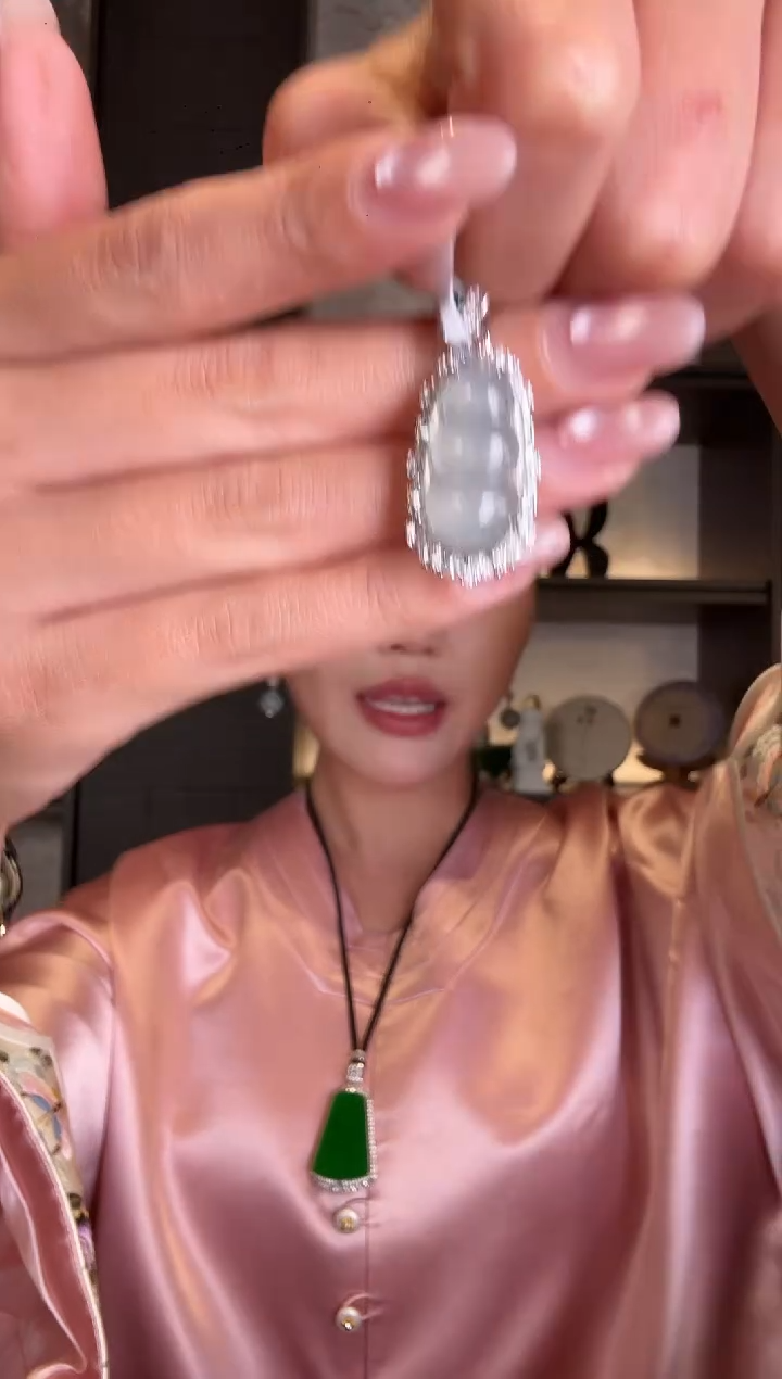 颈饰银S925镶嵌翡翠120