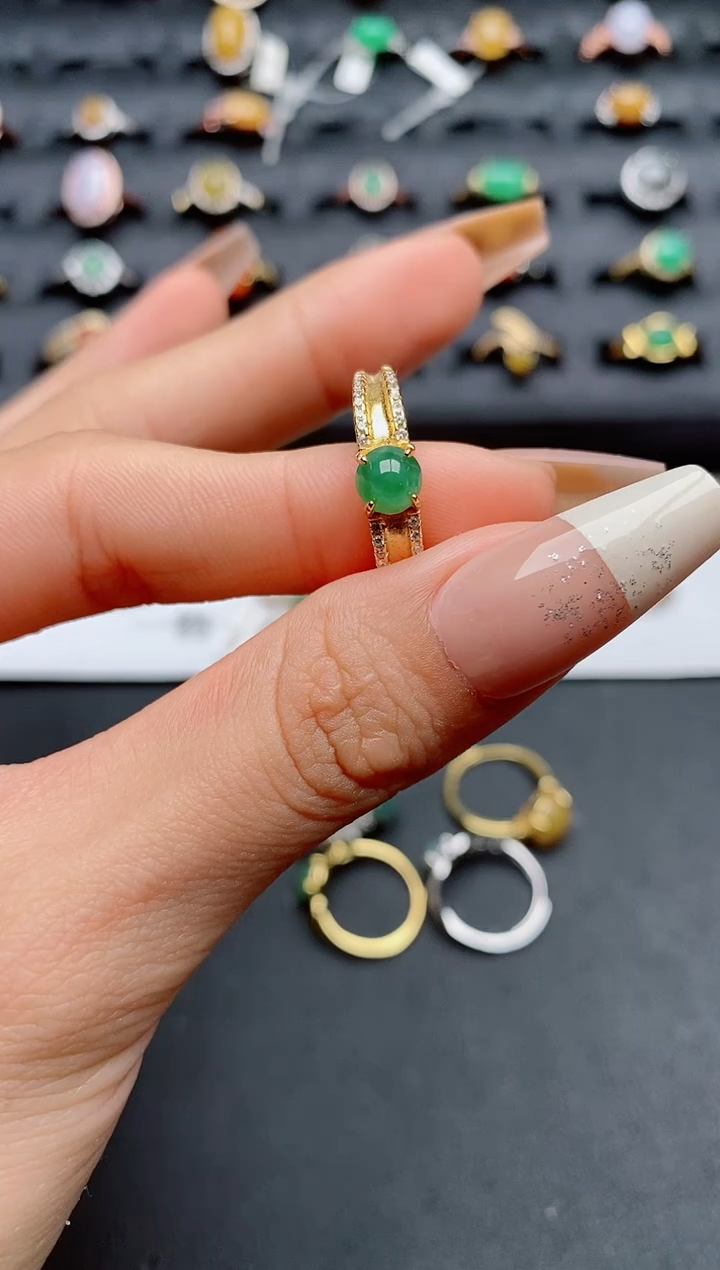 【闪购商品】翡翠戒指银S925镶嵌............