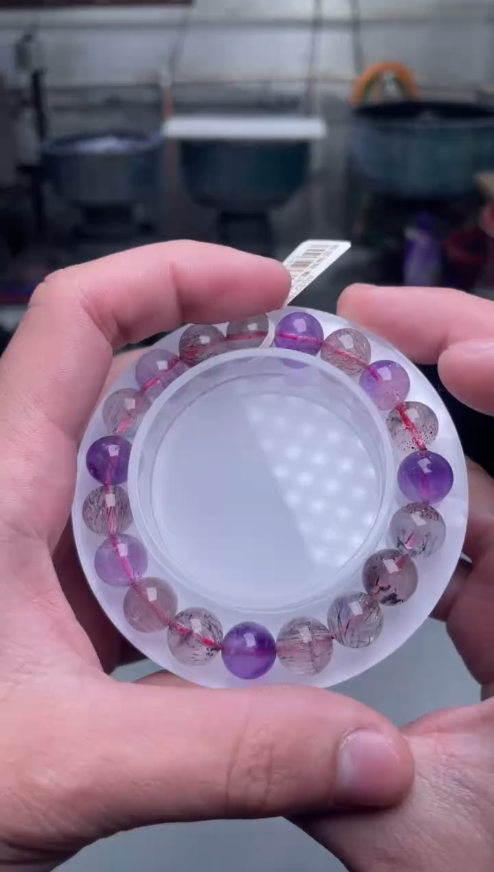 【闪购商品】水晶手串未镶嵌彩超七10多样性发其一