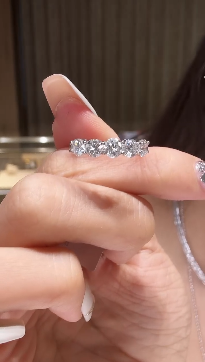 铂Pt950镶嵌戒指钻石大号五公主AY0513-PT-