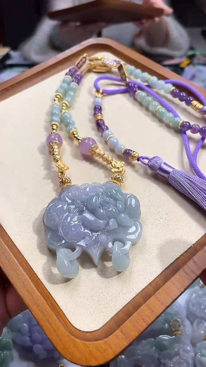 【闪购商品】翡翠颈饰未镶嵌吊坠