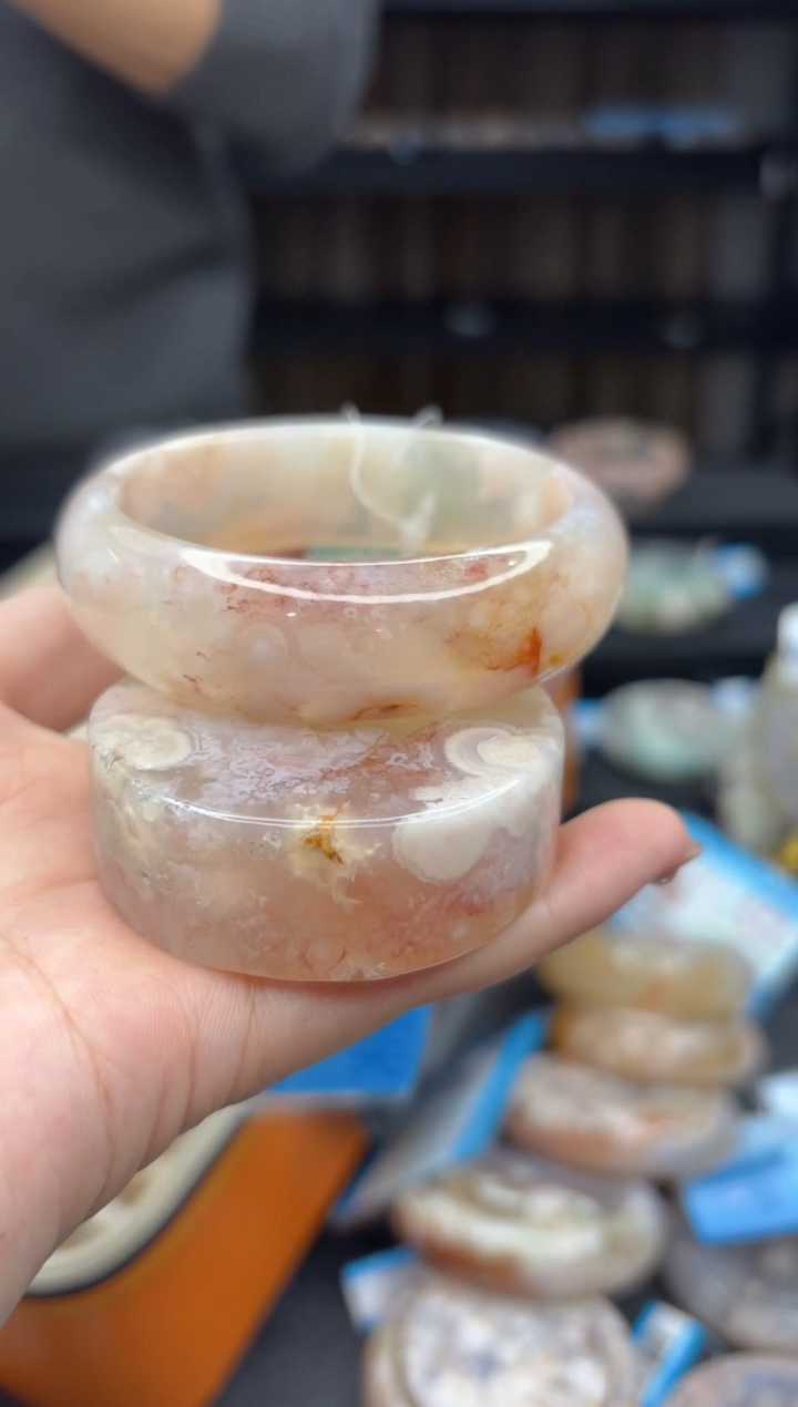 【闪购商品】石英质玉手镯未镶嵌265（56圈赠送镯心）