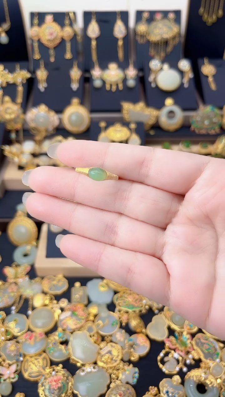 项圈银S925镀金镶嵌和田玉拉丝小蛋面戒指