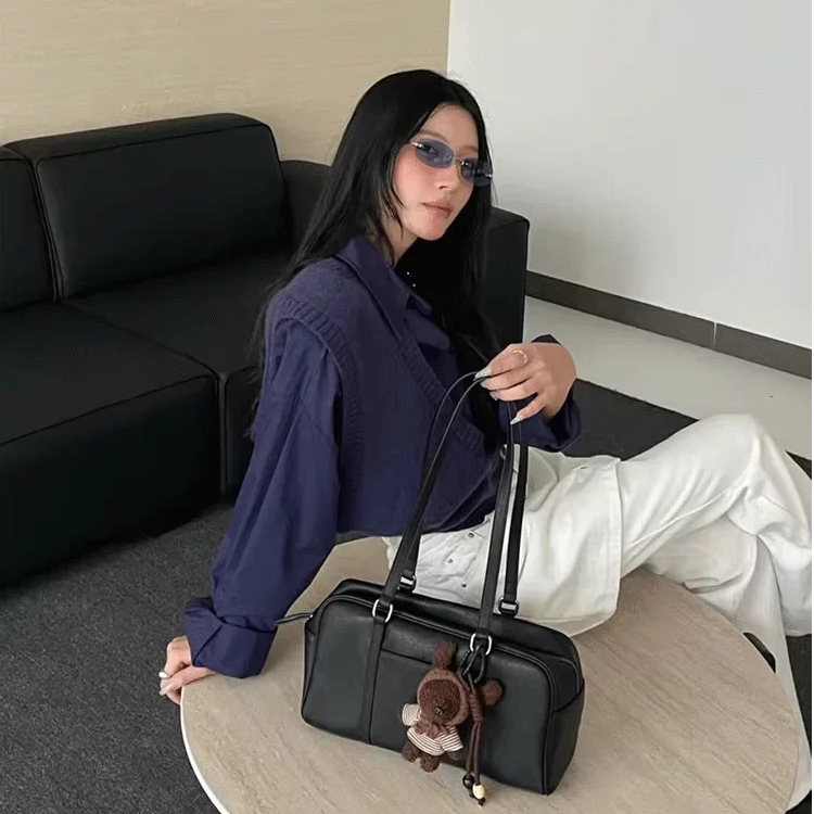新款潮流休闲时尚复古百搭手提保龄球包女高级质感通勤单肩包