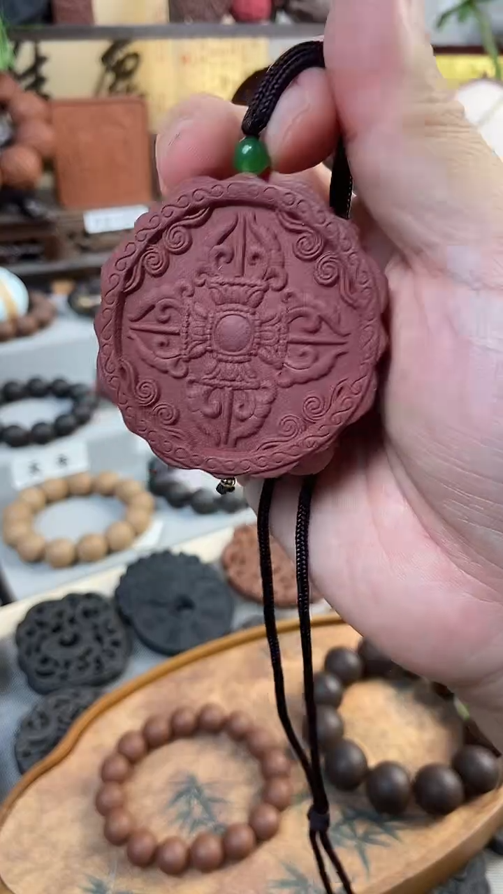 泥塑微瑕驻颜芳华合香牌