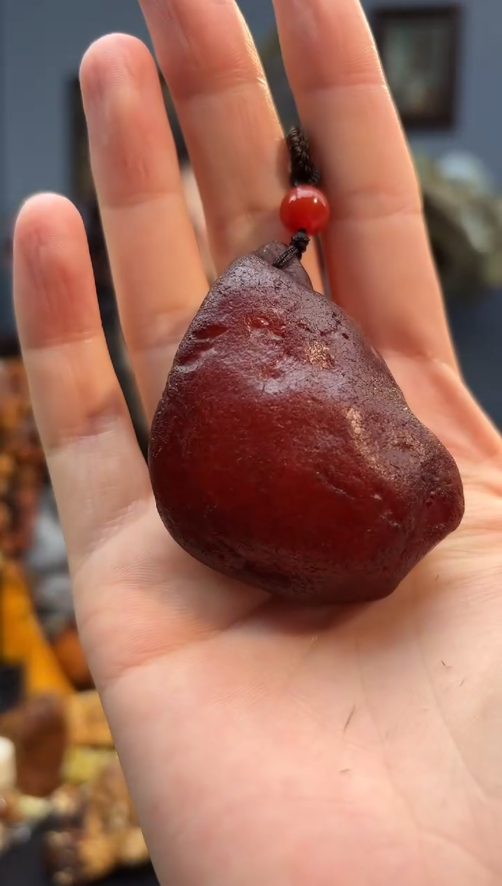 琥珀颈饰未镶嵌吊坠