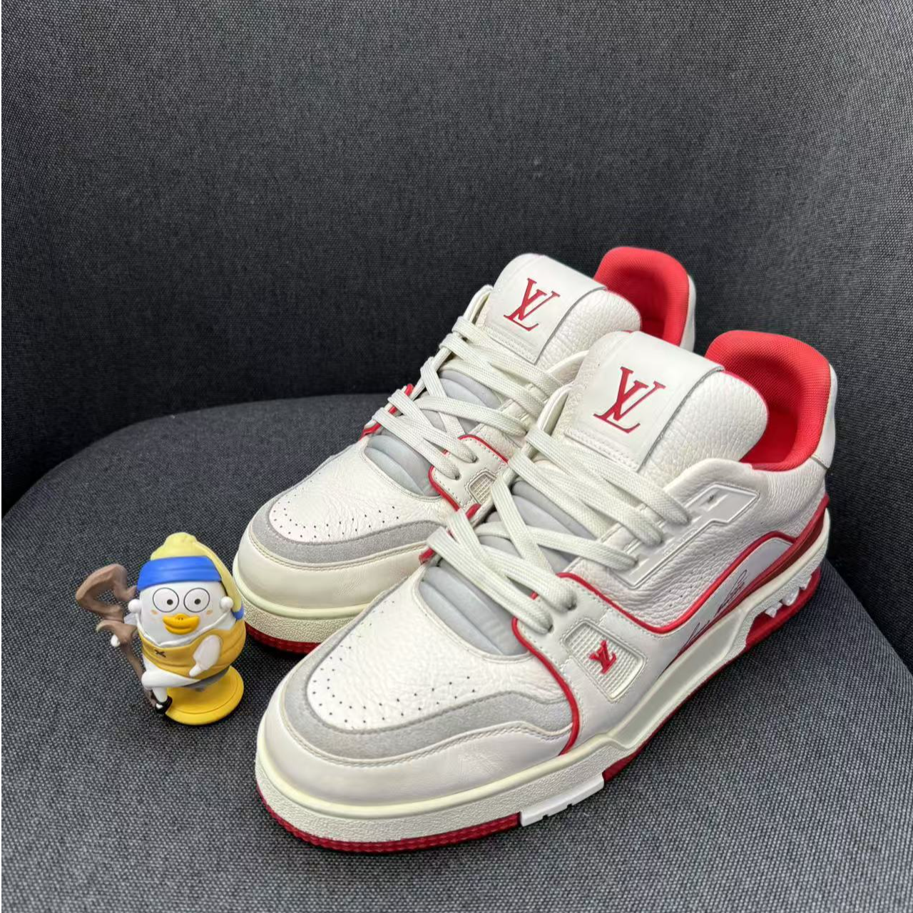 99新 LouisVuitton/路易威登 白红水泥trainer